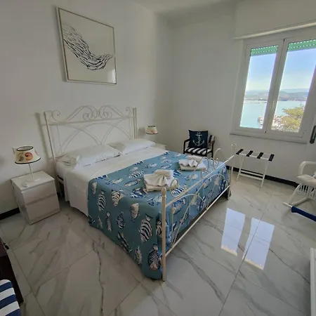 La Brezza Marina Apartment Fezzano (Liguria)